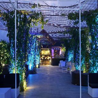 ホテルPrani Legian エクステリア 写真